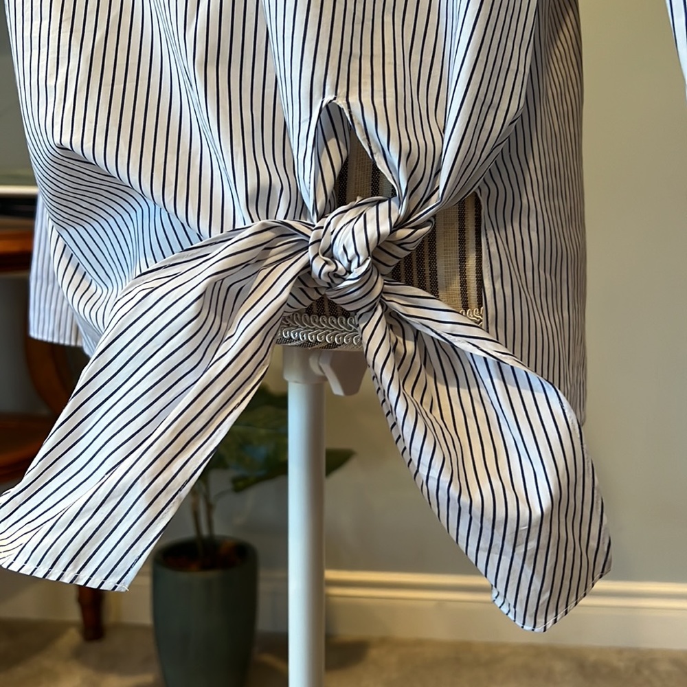 Theory Blouse - Picture 2 of 6